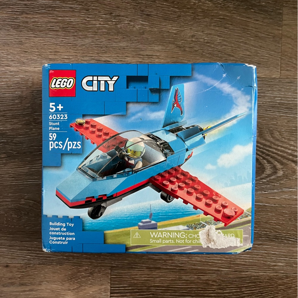 Lego City Stunt plane